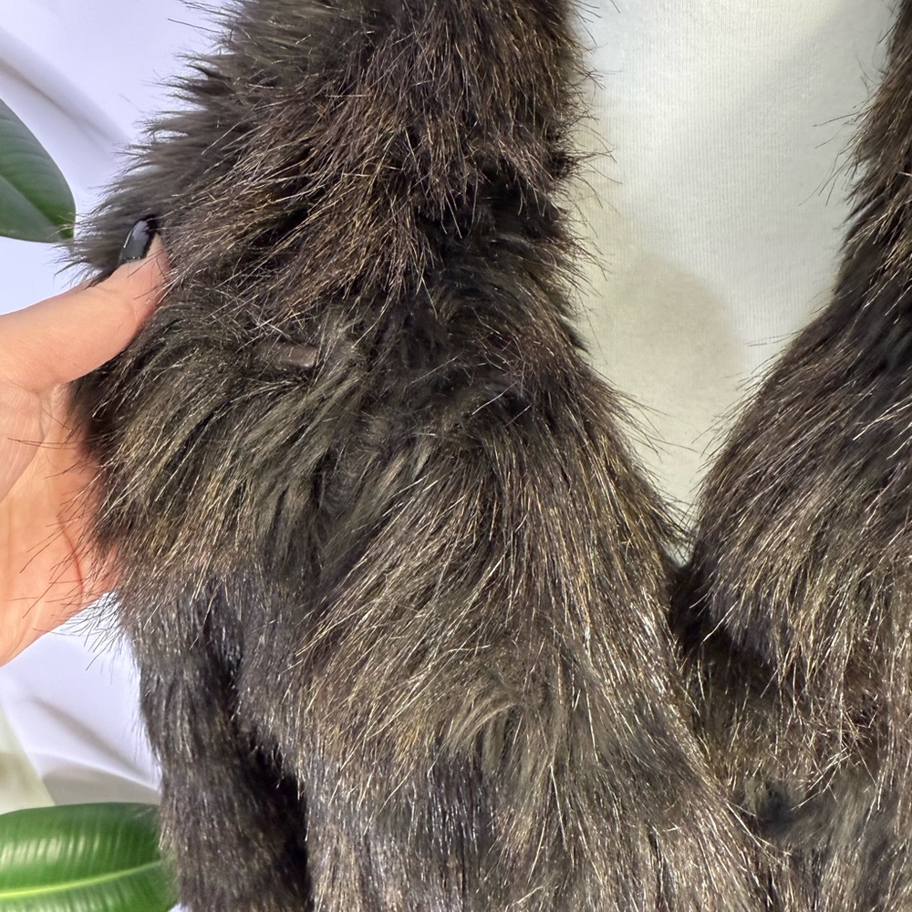 Betsey Johnson Vintage Y2K Black and Brown Faux Fur Coat - Picture 8 of 8
